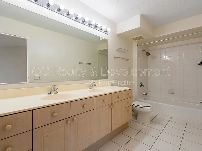 1720 Maple Ave #820 — Photo 13