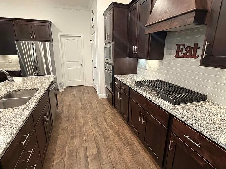329 E Greystone Sq — Photo 7
