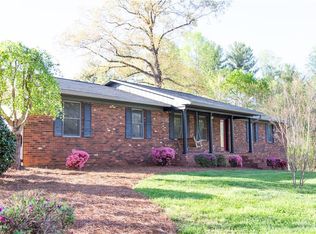 159 Evans Ln, Wilkesboro, NC 28697