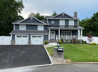 3 Elaine Ct, Hillsdale, NJ 07642