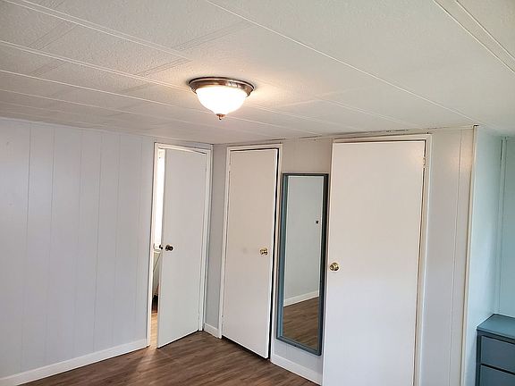 4th image of 10427 Arapaho Ln