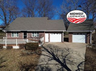 1106 Zelpha Dr, Marysville, KS 66508