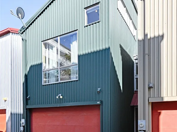 1207 Urban Lofts Dr, Dallas, TX 75215