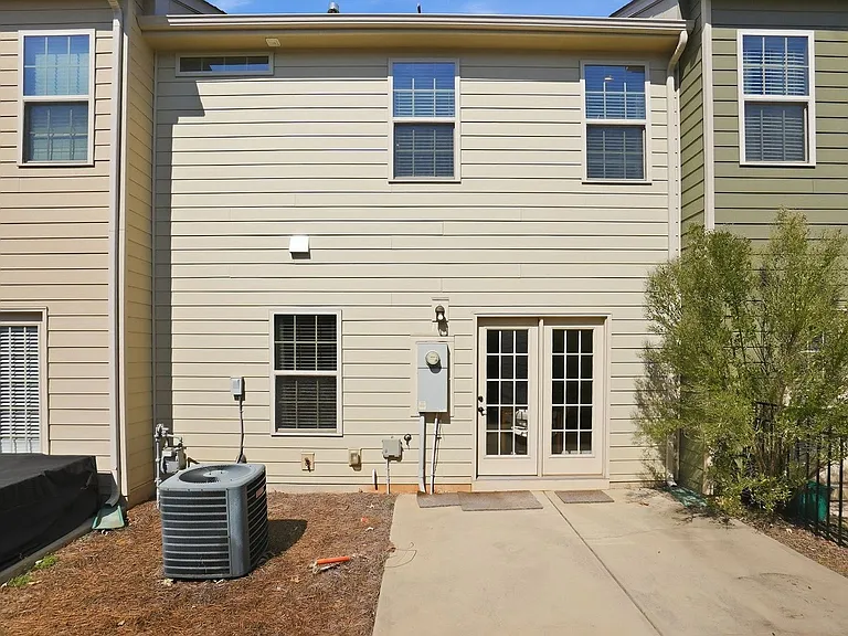 3047 Potomac River Pkwy — Photo 3