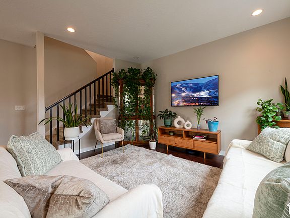 3rd image of 8272 S 180th St E