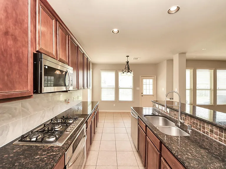 4 Palmdale Ln — Photo 24