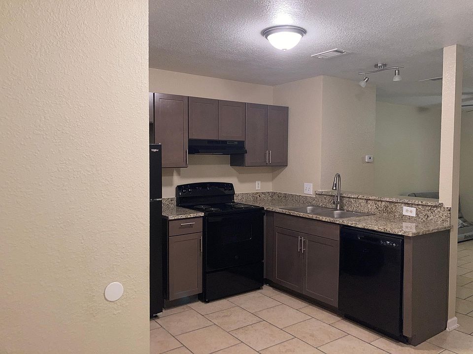 1st image of 4100 Gus Dr #B