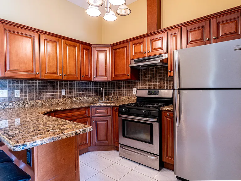 205 Menahan St #3 — Photo 25