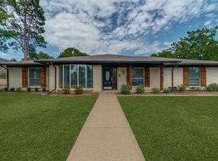 2028 Mesquite Trl, Hurst, TX 76054