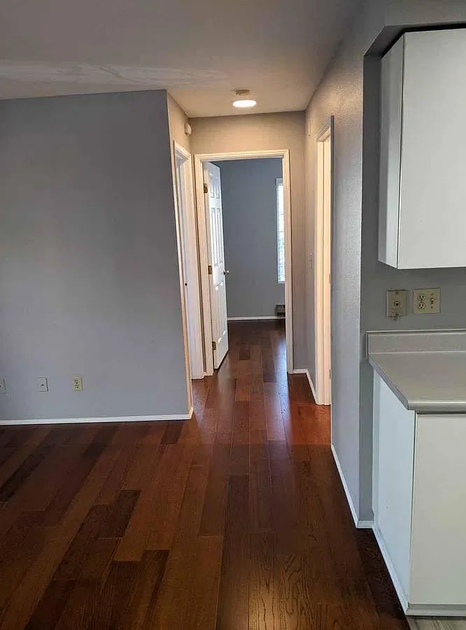 6909 Weedin Pl NE — Photo 4