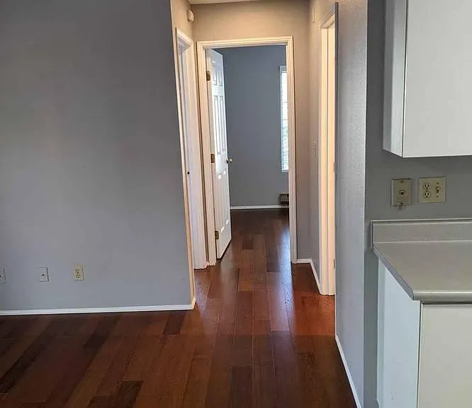 6909 Weedin Pl NE — Photo 6