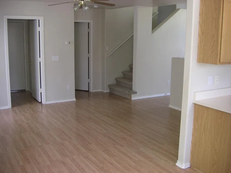 9402 Santa Fe Rose St — Photo 12