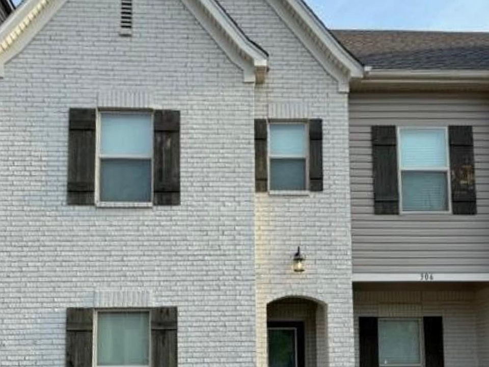 1st image of 120 Robbins Cir