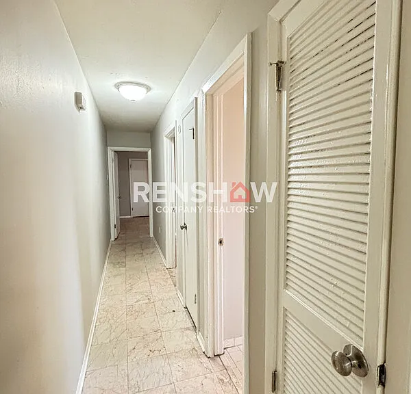 1053 Treadwell St — Photo 6
