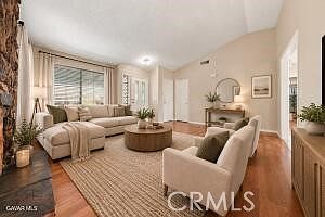 3rd image of 2533 Topaz Ln