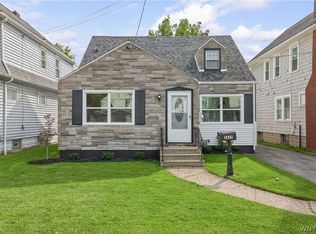 2635 Porter Rd, Niagara Falls, NY 14305