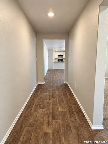 3 bed, 2.0 bath, 1179 sqft, $1,695 — Photo 3