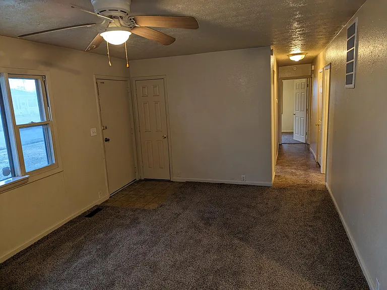 312 Mohawk St — Photo 16