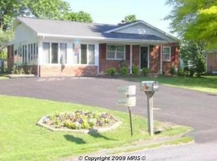 9867 Massanutten Ave, New Market, VA 22844