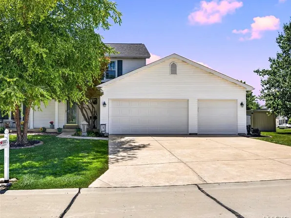 7296 Picasso Dr, Dardenne Prairie, MO 63368