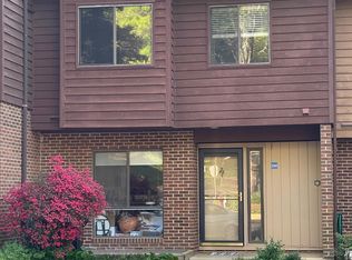 2261 Chestnut Burr Ct, Reston, VA 20191