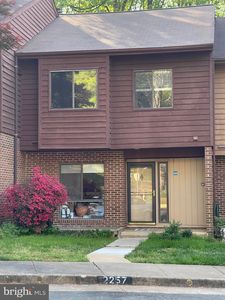 2261 Chestnut Burr Ct, Reston, VA, 20191