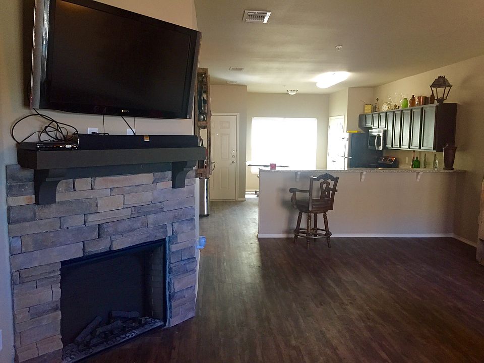 1st image of 6720 28th St APT 1402