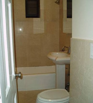3rd image of 211 W 102nd St APT 5B