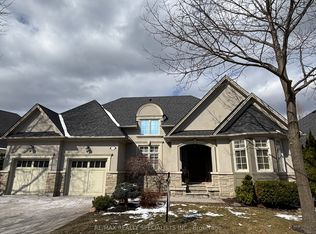 717 Hidden Grove Ln, Mississauga, ON L5H4L2