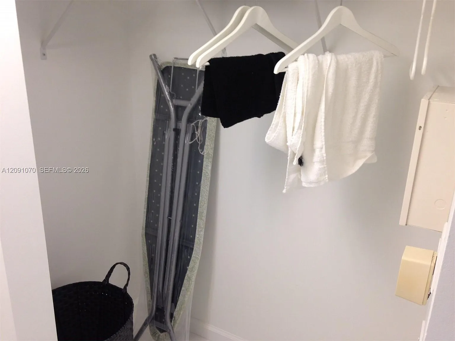The Club At Brickell Bay — Photo 4