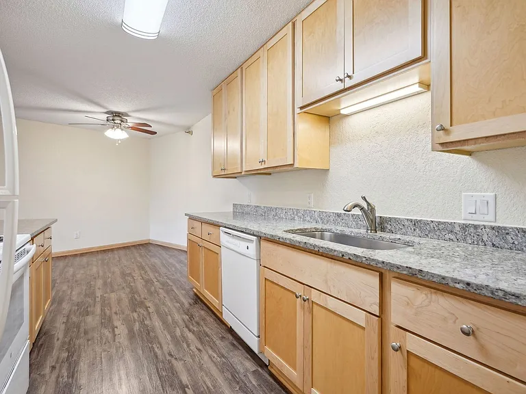 Park Place Apartments in Burnsville — Photo 48