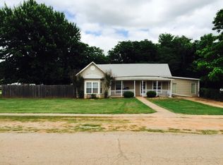 120 N 3rd St, Cashion, OK 73016