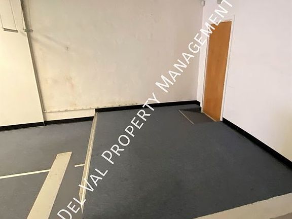 4th image of 2750 Germantown Ave