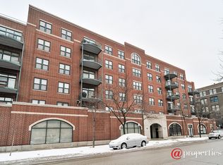1301 W Washington Blvd APT 201, Chicago, IL 60607