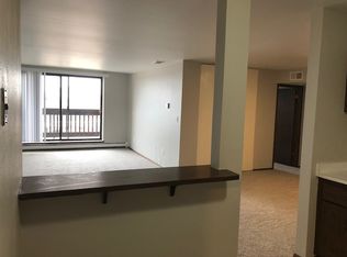 8855 N Port Washington Rd #12761964, Milwaukee, WI 53217