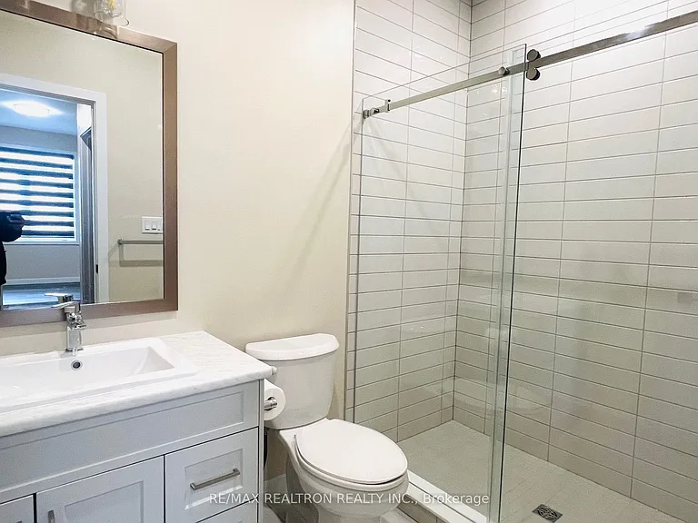 9 Summit Cres — Photo 11
