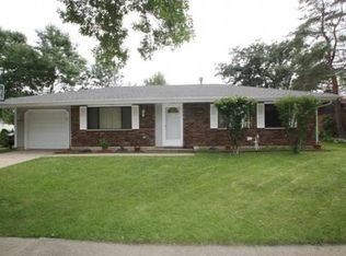1153 Ardmore Ct, Schaumburg, IL 60193