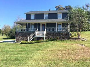277 Springfield Ln, Jacksboro, TN 37757