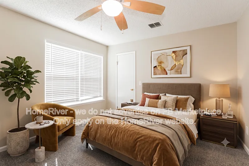 3 bed, 2.0 bath, 1620 sqft, $1,945 — Photo 4