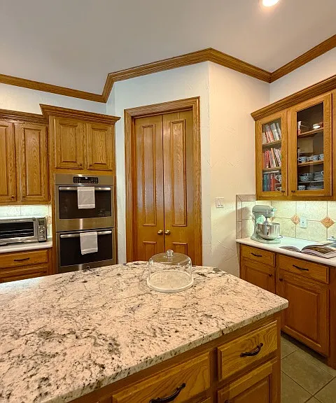 801 Timber Lake Cir — Photo 29
