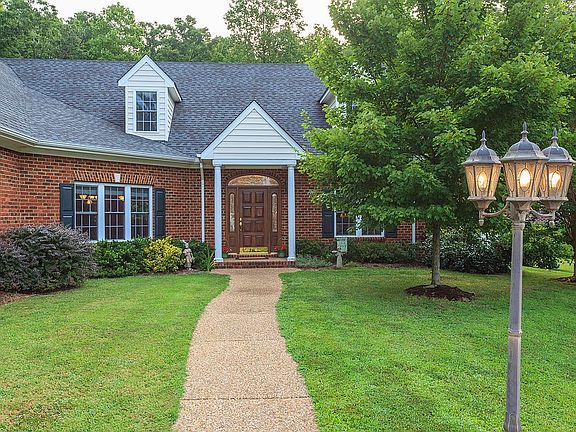 5th image of 913 Boncreek Pl