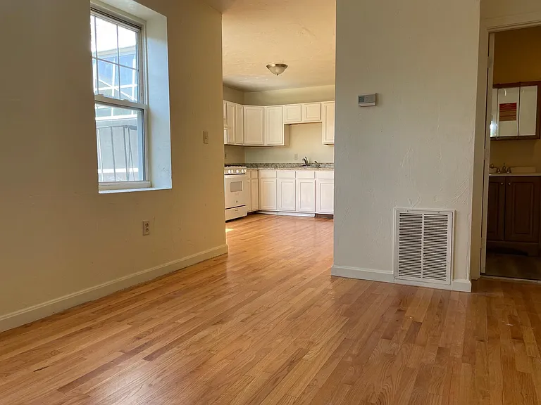 714 Shawmut Ave #3 — Photo 8