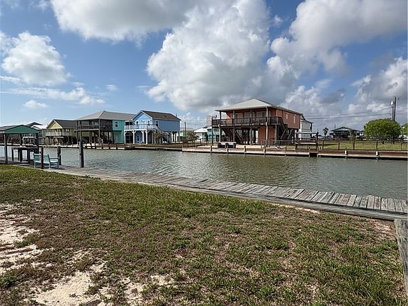 4th image of 423 Palmetto Point Rd