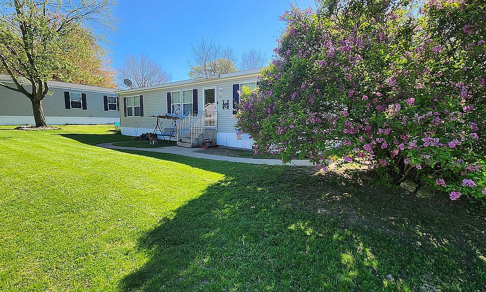 1st image of 2546 Theodore Ave