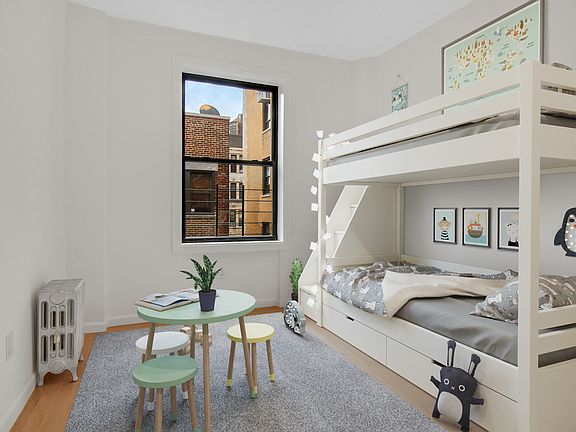 5th image of 317 W 99th St APT 8C