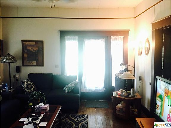 4th image of 231 S Evie St