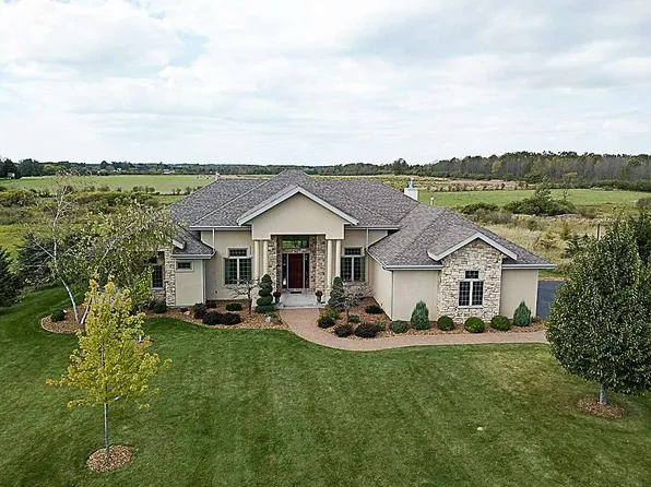 9890 Amber Dr, Marshfield, WI 54449