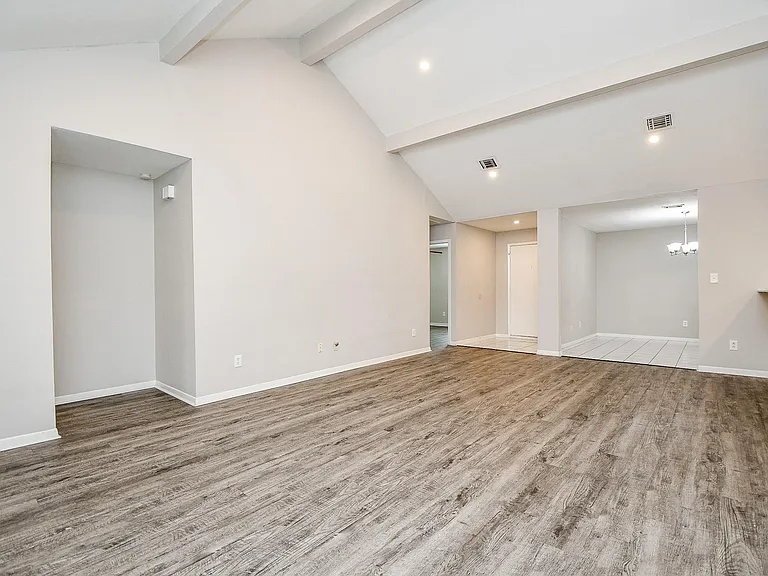 11411 Pepperdine Ln — Photo 8