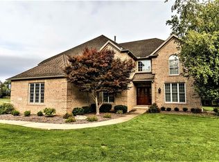 25672 Carnation Run, Westlake, OH 44145