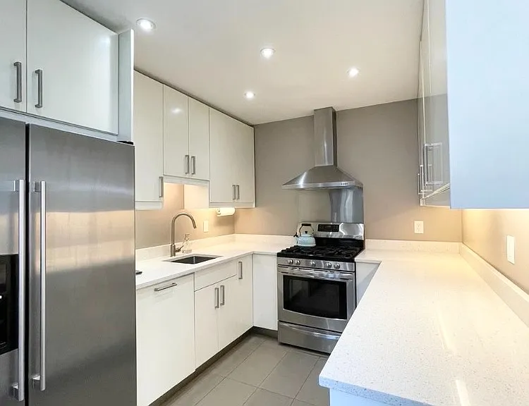 Modern Kitchen